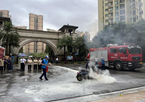 进校园 进小区——盛隆专职消防队开展“119”消防宣传月系列活动