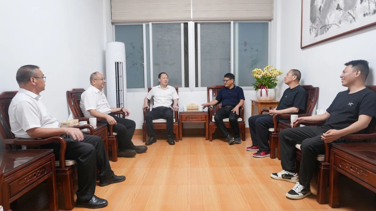 华安县委书记会见米兰官方端网站登录入口代表